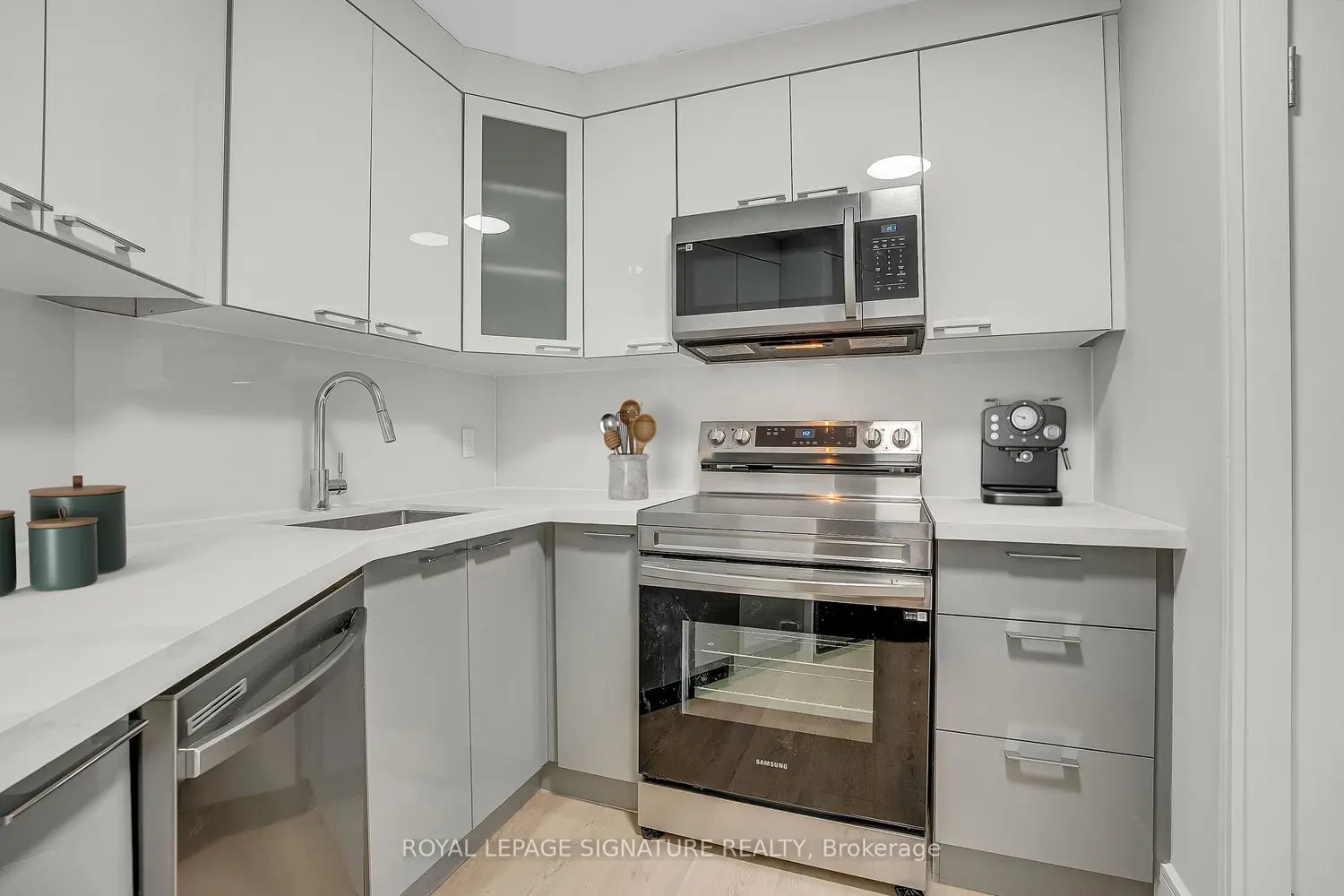 Additional image 8 of 270 Queens Quay 2507