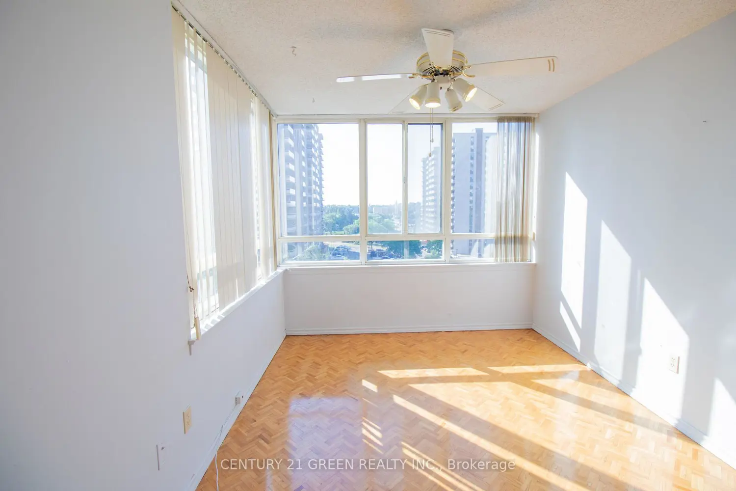 Additional image 9 of 5 Lisa Street 706