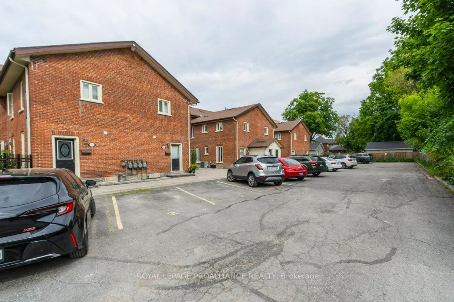 Additional image 16 of 233 John Street 5