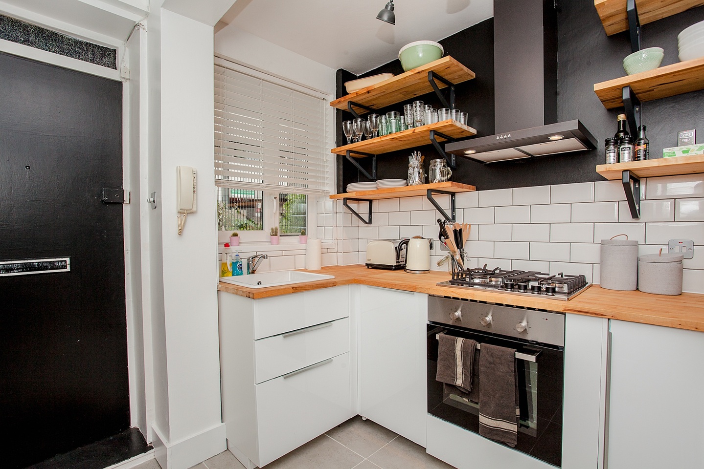 Additional image 20 of 1 Bed Flat, Charles Townsend House, EC1R, N1 7GU