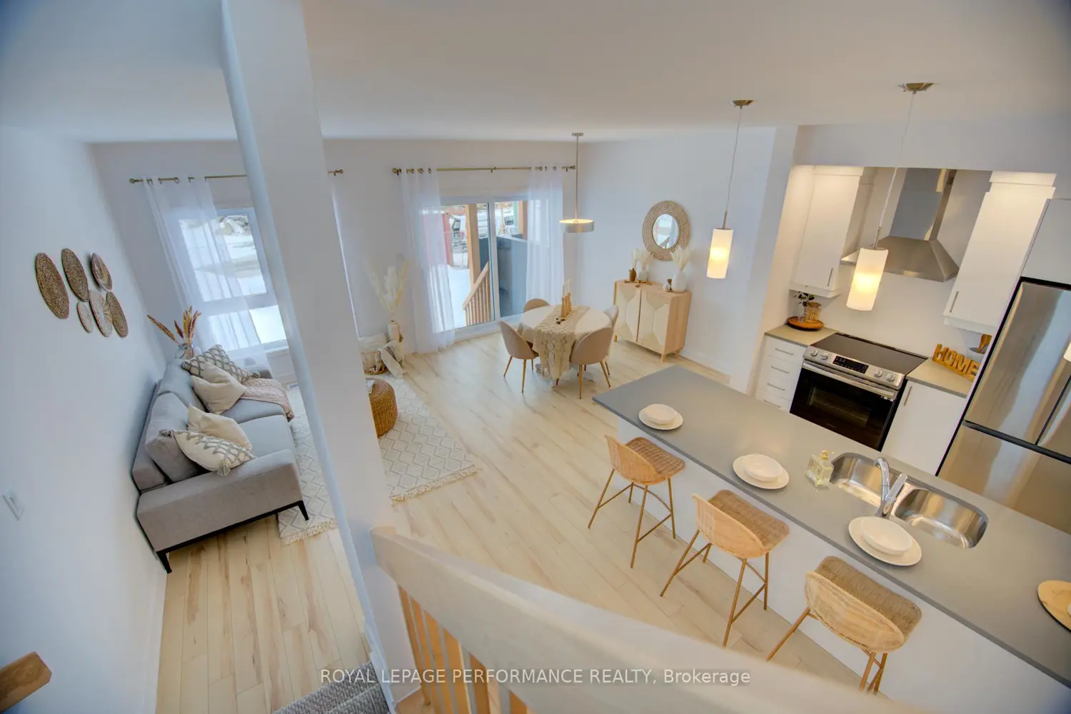 Additional image 12 of 2416 Gray Crescent