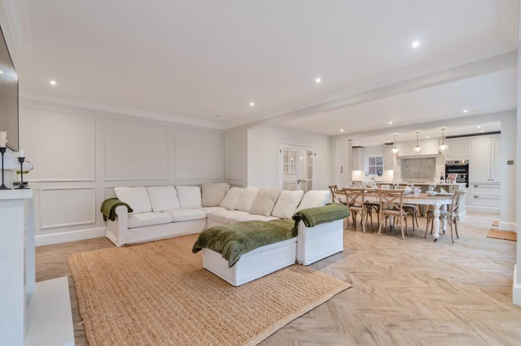 Additional image 12 of London Road, St. Albans, Hertfordshire