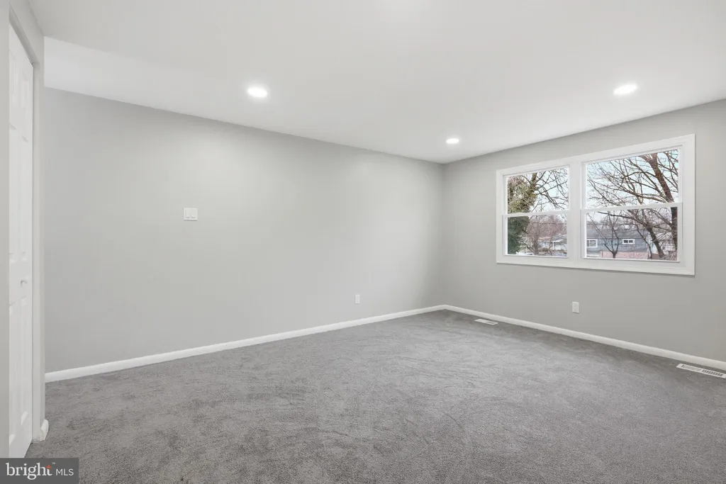 Additional image 16 of 22 Raintree Dr, New Castle, DE 19720