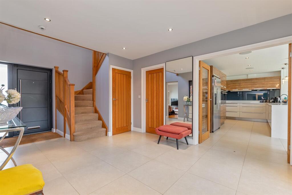 Additional image 16 of Sunderland Avenue, St. Albans