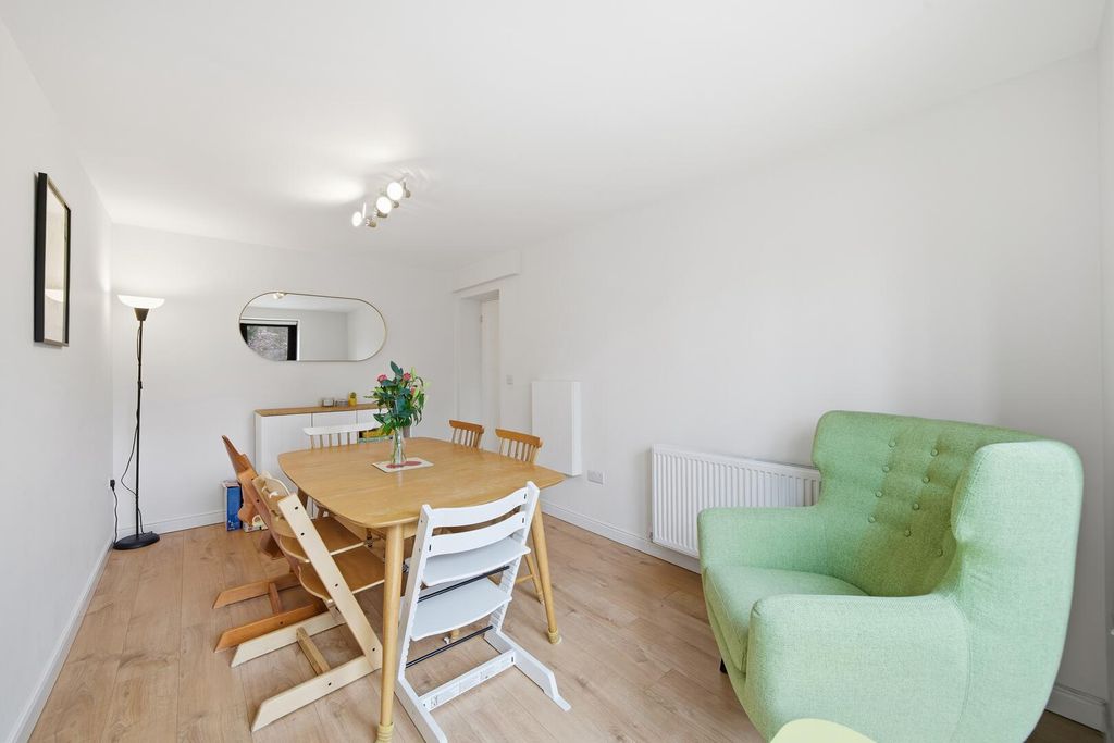 Additional image 6 of 3 bed terraced house for saleGrenville Drive, West Bridgford NG2