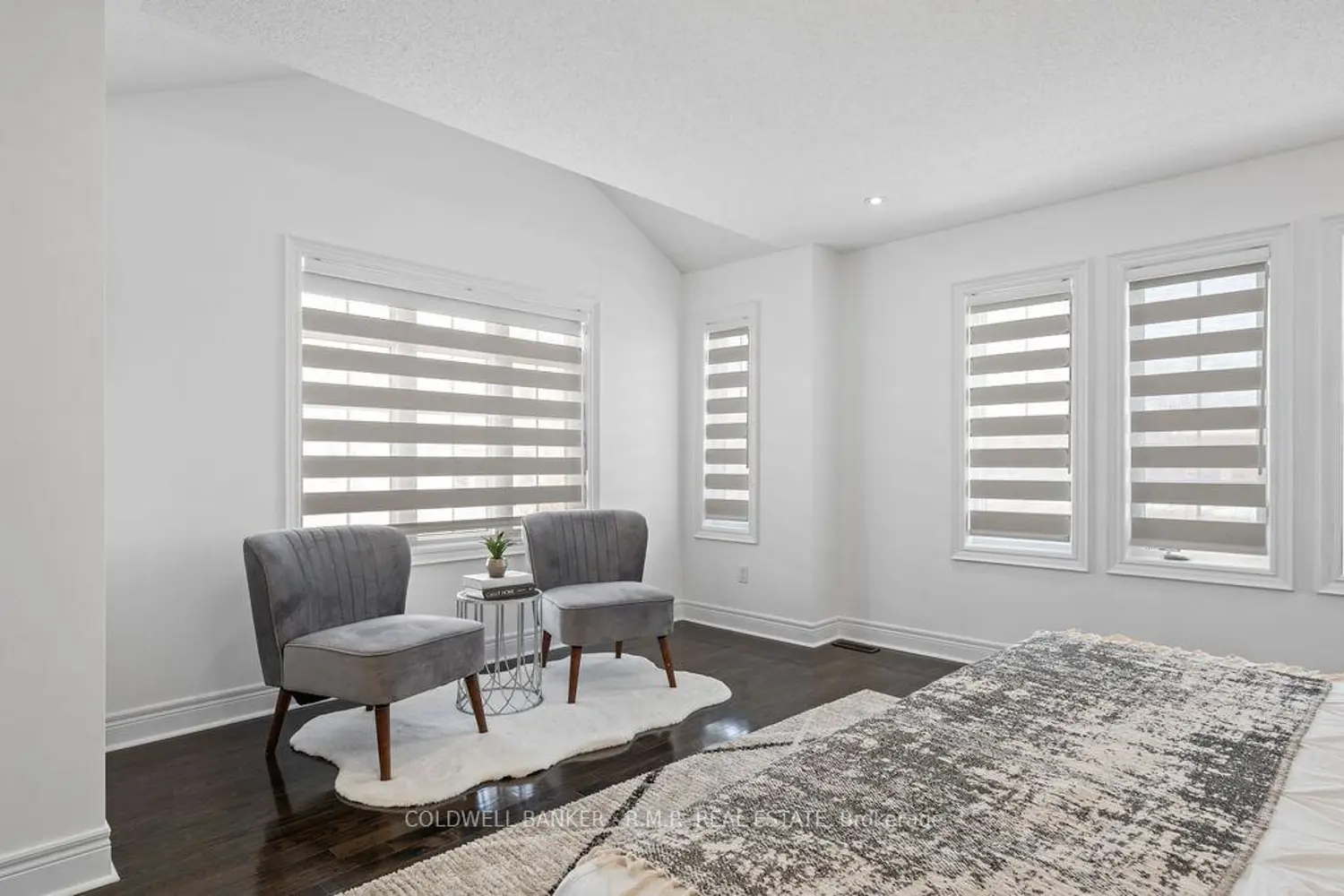 Additional image 10 of 8 Valley Vista Drive