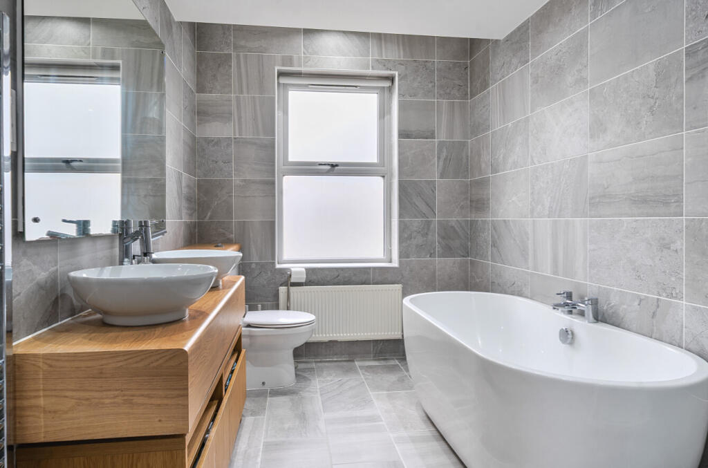 Additional image 11 of Castle Road, St. Albans