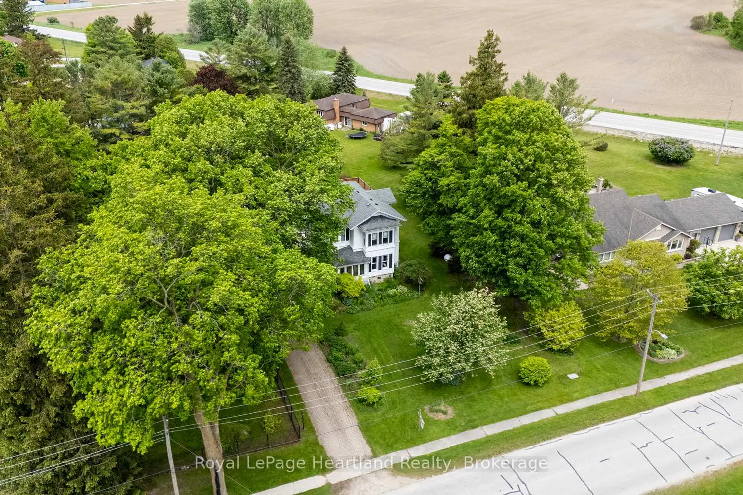 Additional image 15 of 1047 Gibson Street