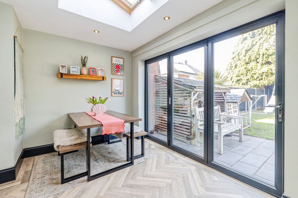 Additional image 7 of 3 bed semi-detached house for saleWestern Avenue, Lincoln LN6
