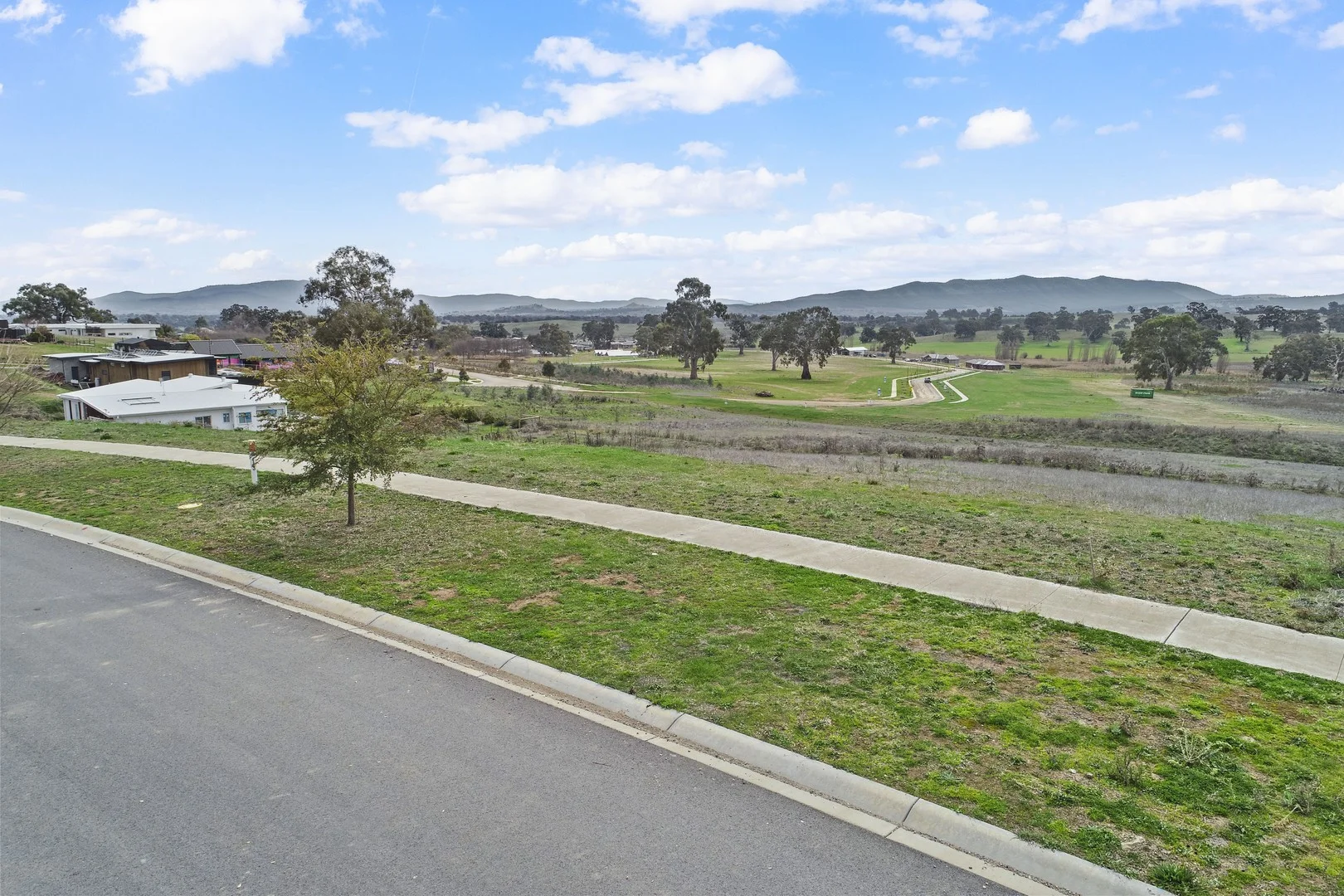Additional image 5 of 71 Donovans Way, Mansfield VIC 3722