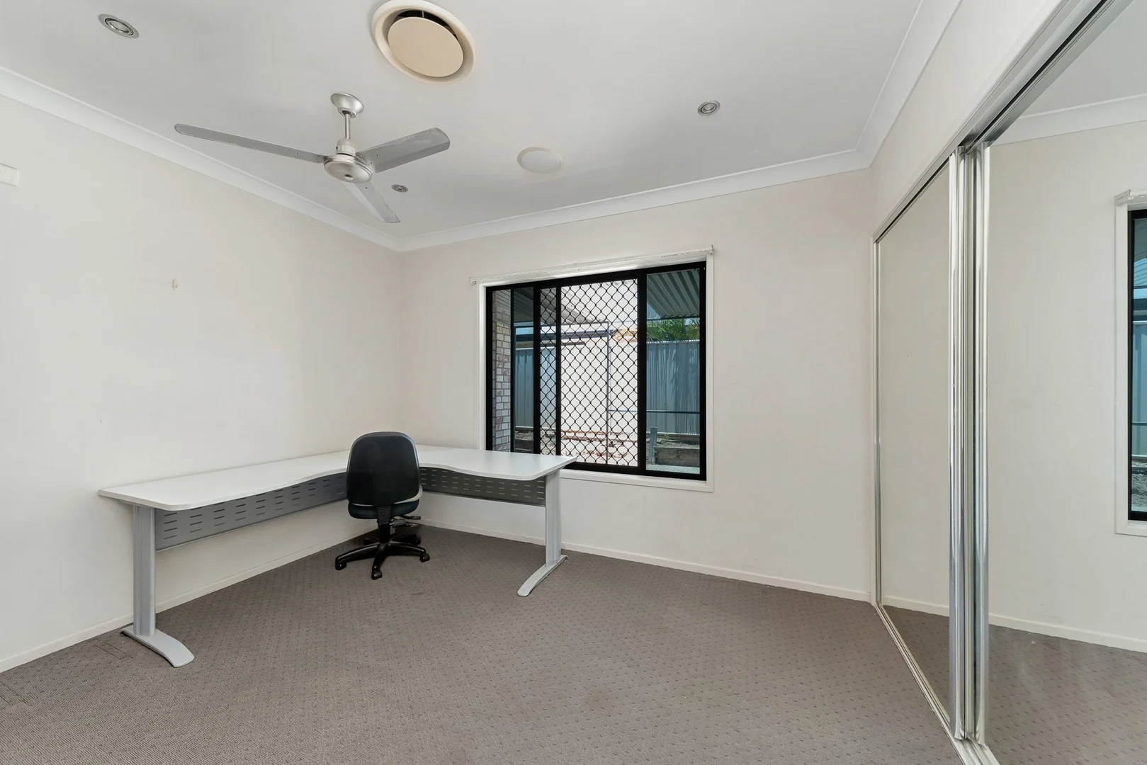Additional image 8 of 3 Mooney Crescent, Emerald QLD 4720