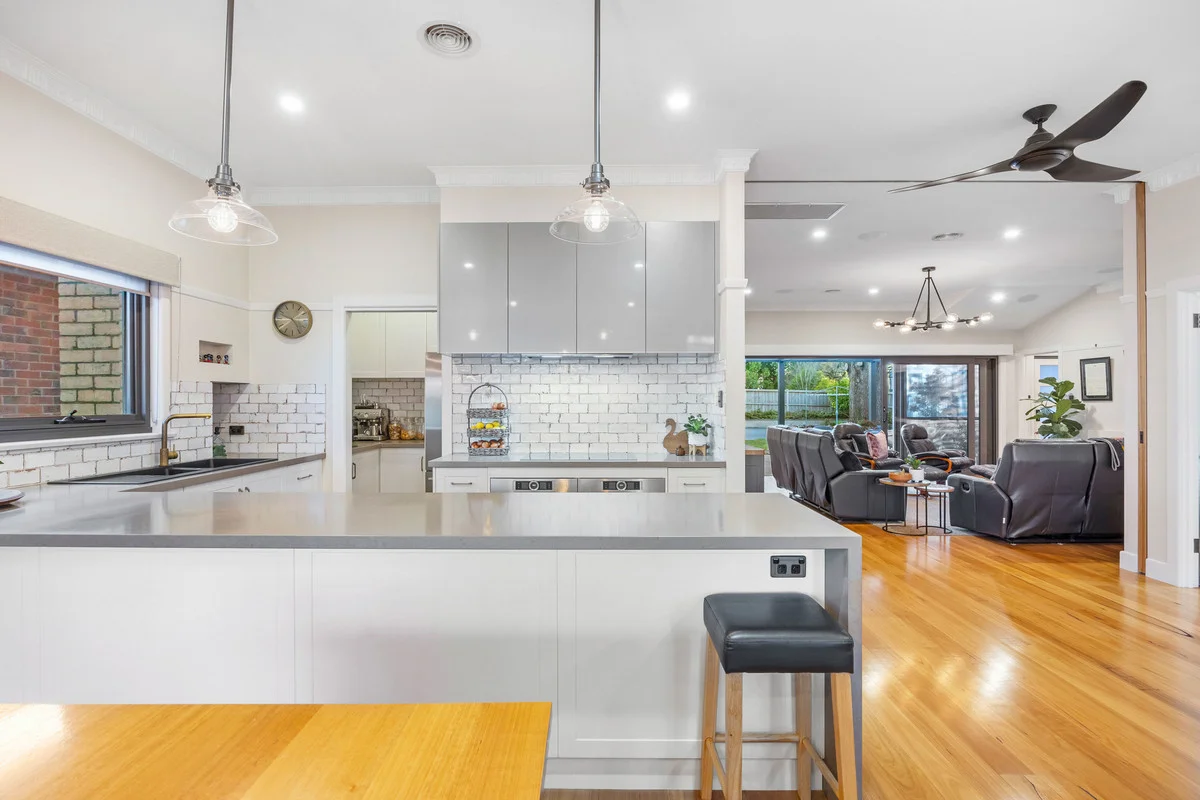 Additional image 13 of 302 Wendouree Parade, Lake Wendouree VIC 3350