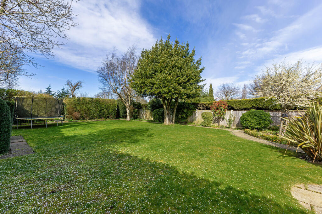 Additional image 13 of Battlefield Road, St. Albans, AL1