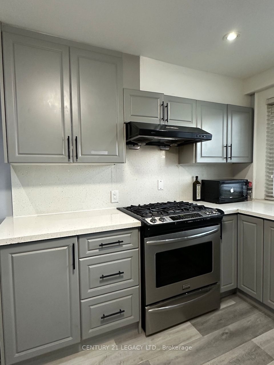Additional image 5 of Unit B-398 Albion Road, Toronto, ON, M9W 3P5