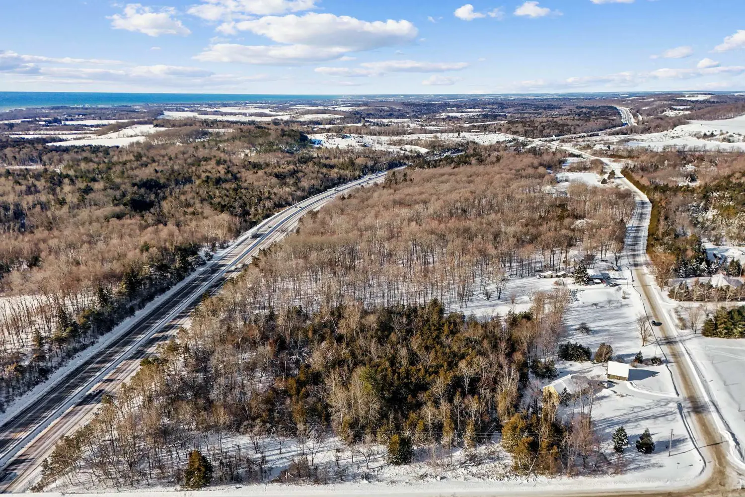 426 Gully Road photo 3