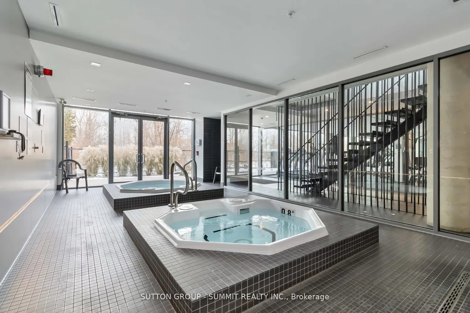 Additional image 16 of 5220 Dundas Street D422