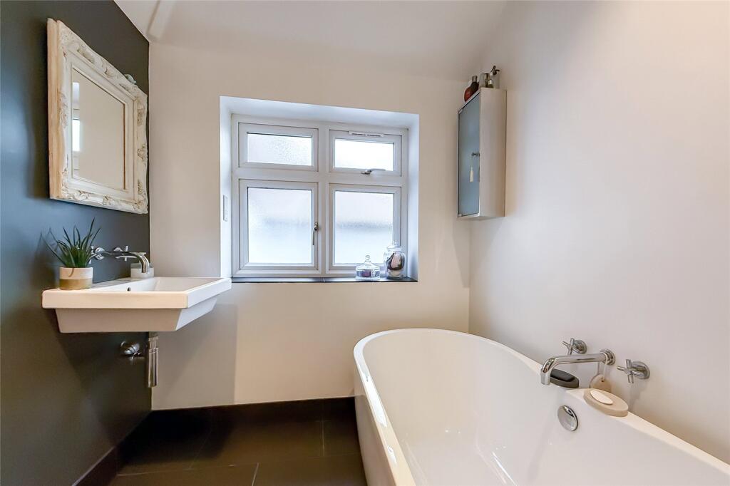 Additional image 12 of Gurney Court Road, St. Albans, Hertfordshire, AL1