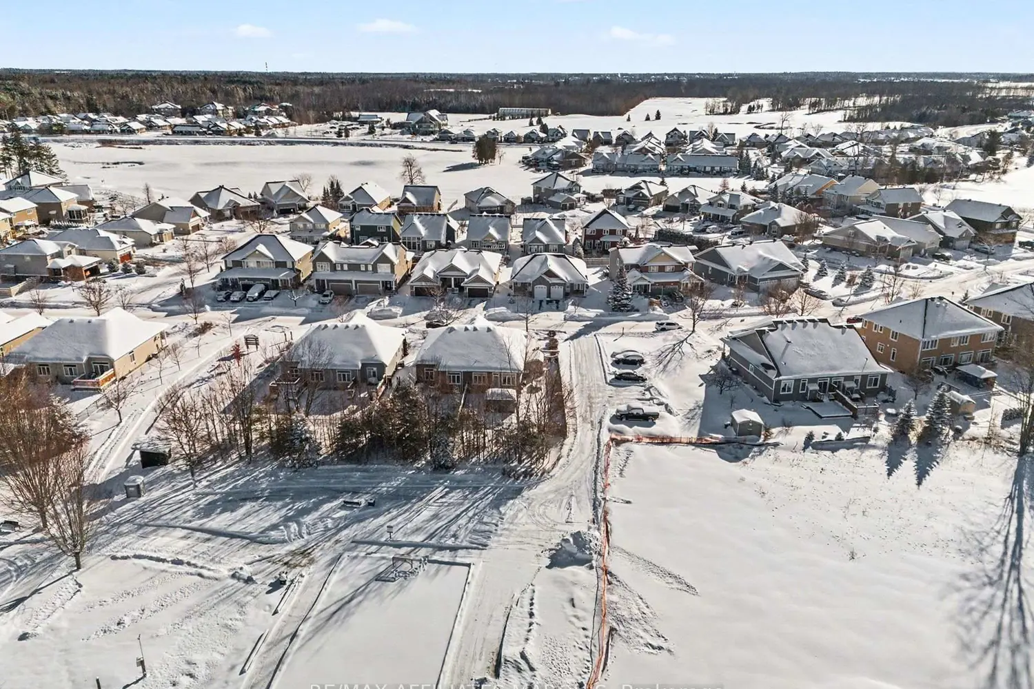 Additional image 17 of 171 Royal Landing Gate