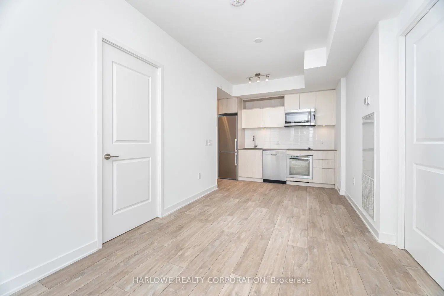 Additional image 8 of 100 Dalhousie Street 904