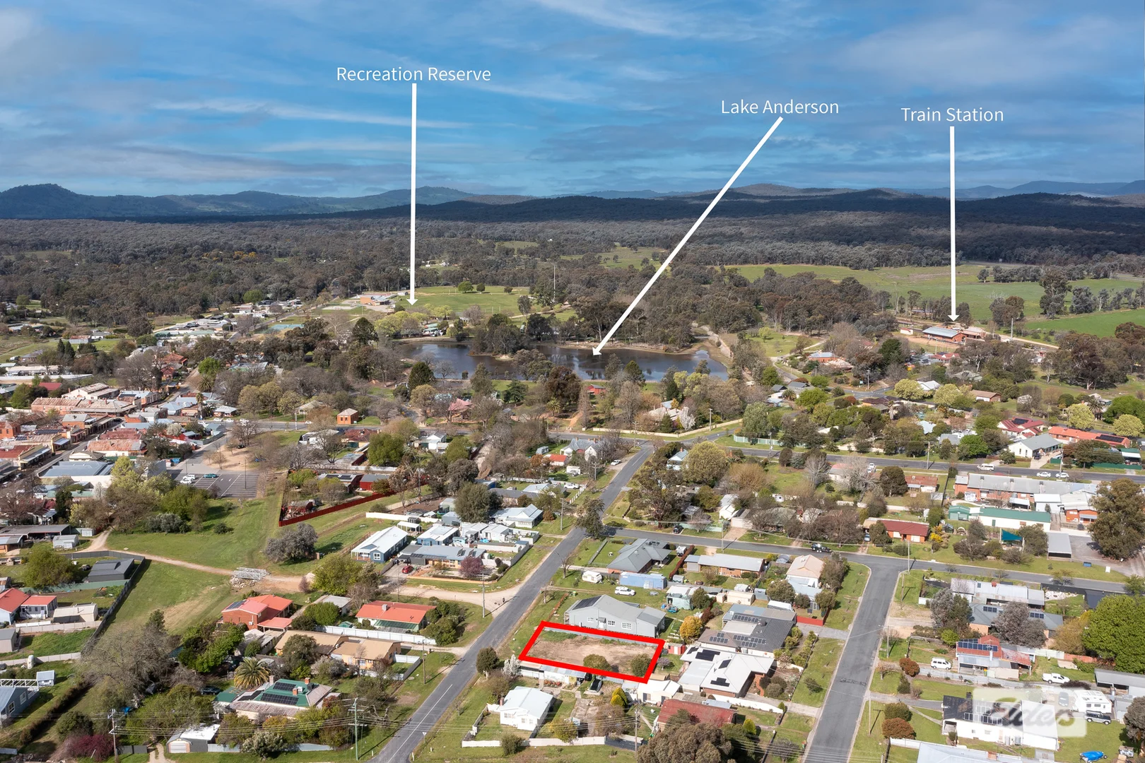 Additional image 5 of 4 Burke Street, Chiltern VIC 3683