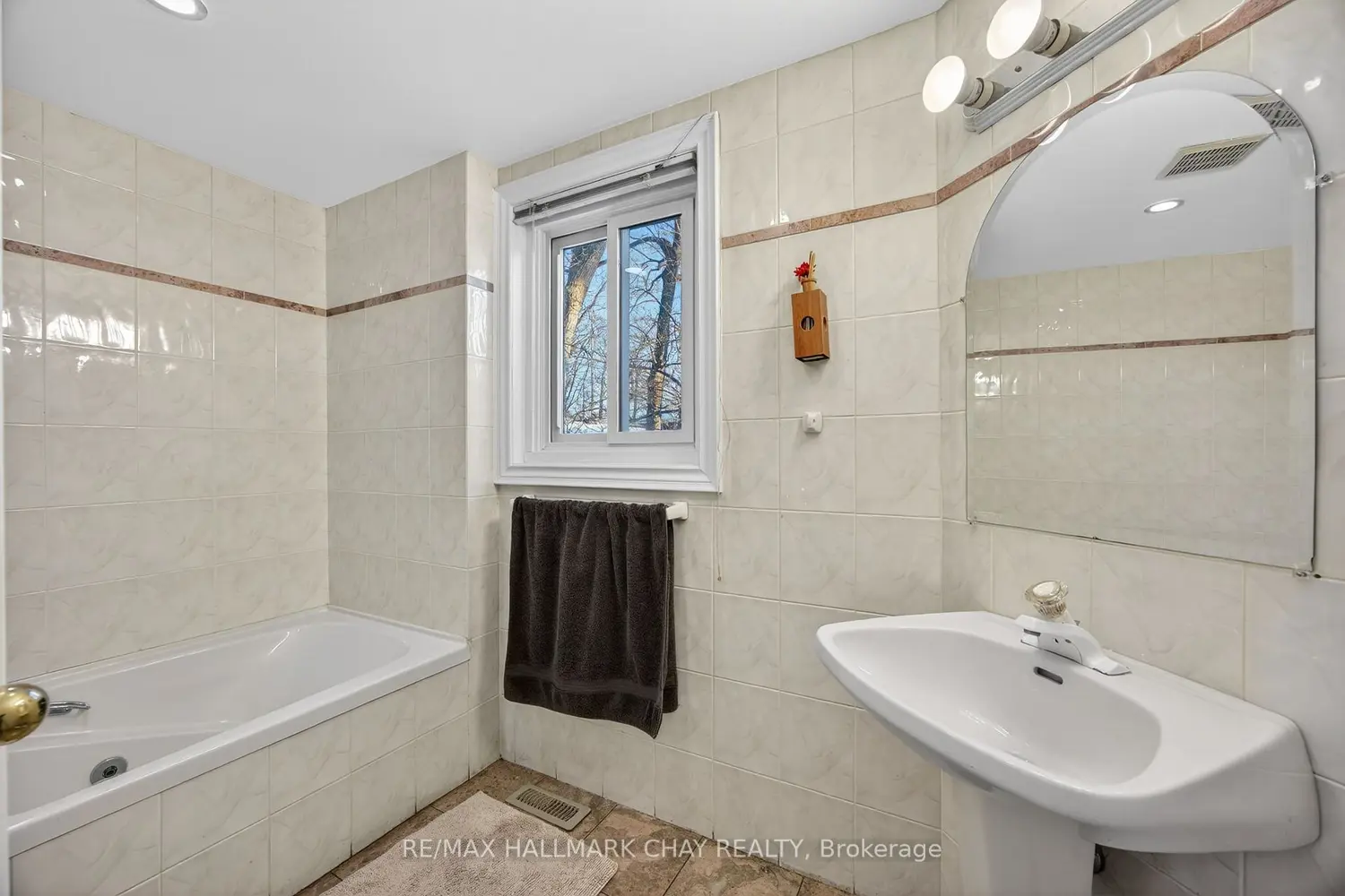 Additional image 9 of 1976 River Road