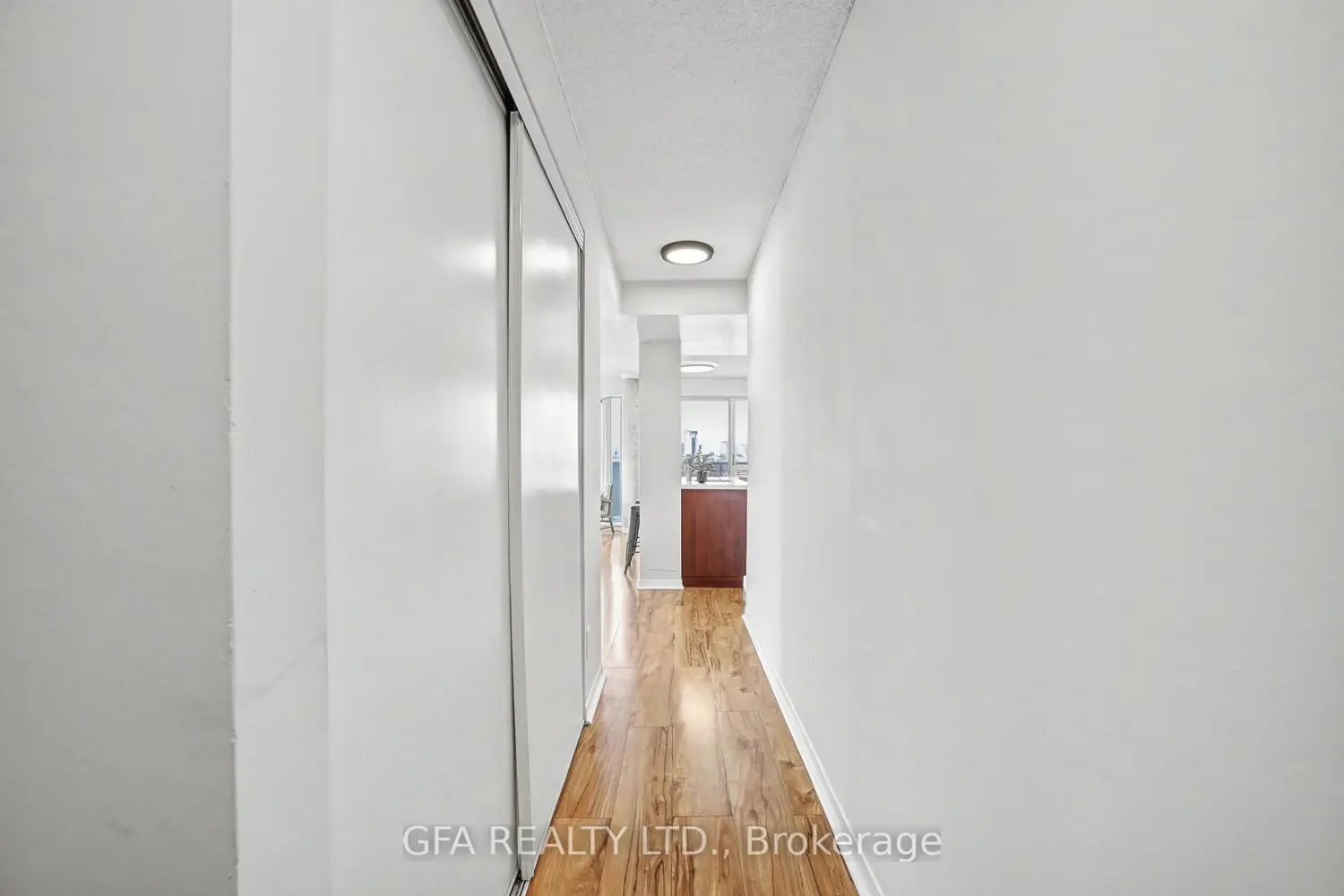 Additional image 11 of 1040 The Queensway Street 720