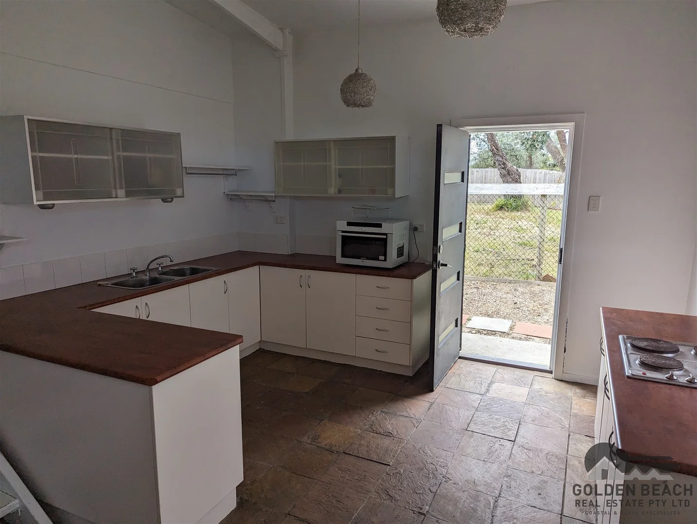 Additional image 2 of 10 Pacific Court, Golden Beach VIC 3851