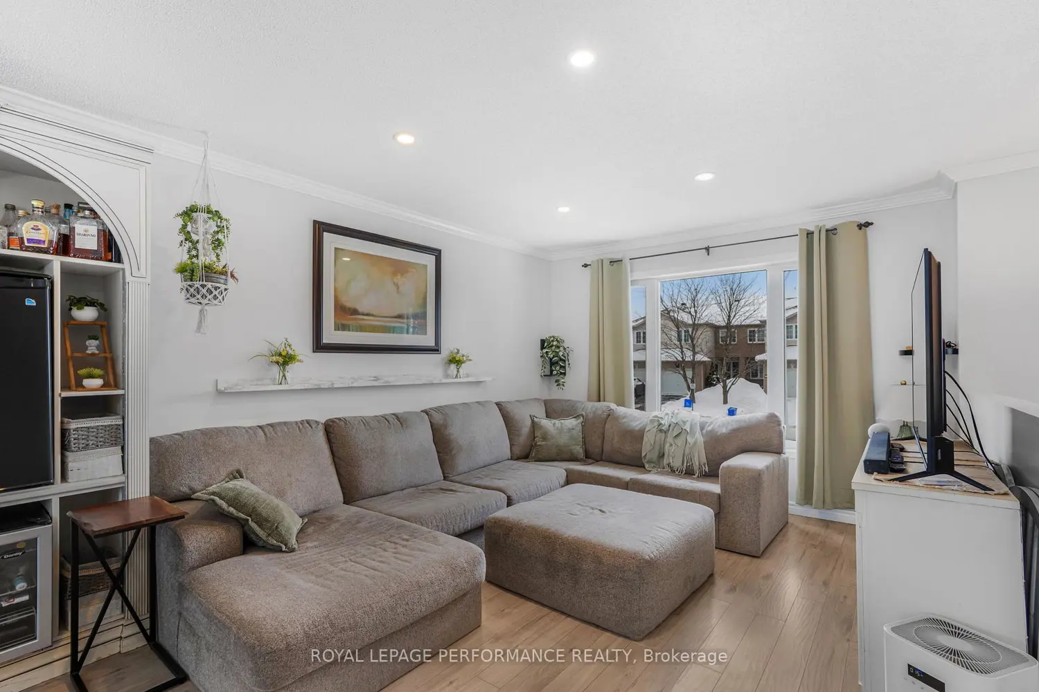 Additional image 6 of 68 Lafleche Boulevard