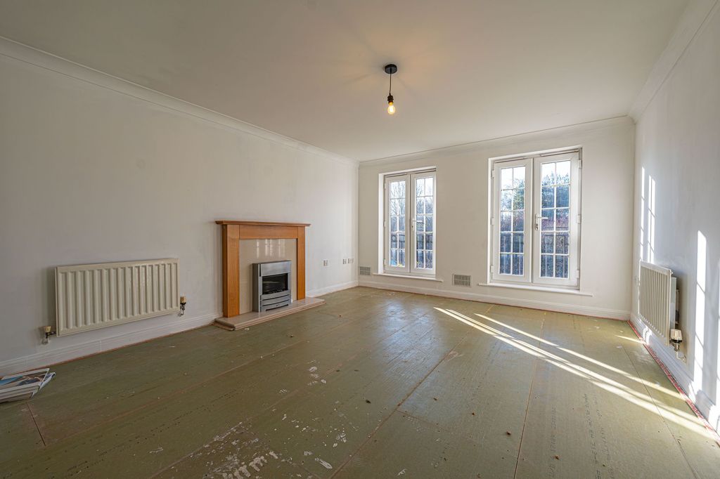 Additional image 6 of 4 bed terraced house for salePowis Close, Newport NP10
