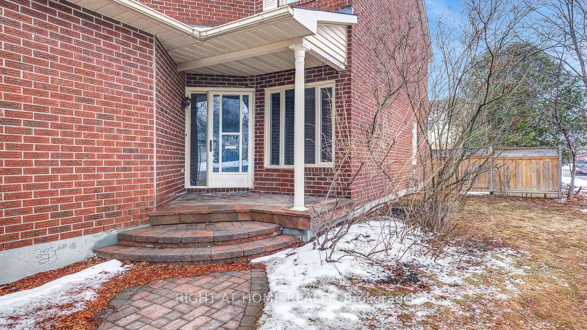 Additional image 3 of 2 Chickasaw Crescent, Ottawa, ON, K2M 1M3