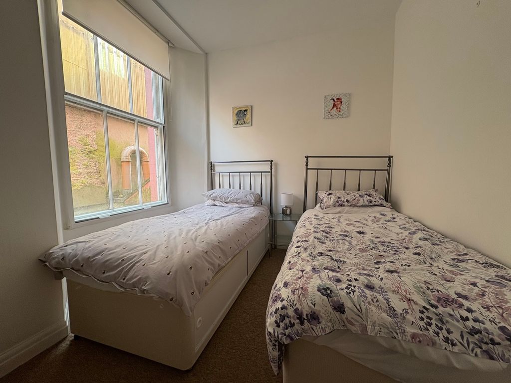 Additional image 9 of 2 bed flat for saleFlat 5, Ashley House, Upper Frog Street, Tenby, Pembrokeshire SA70