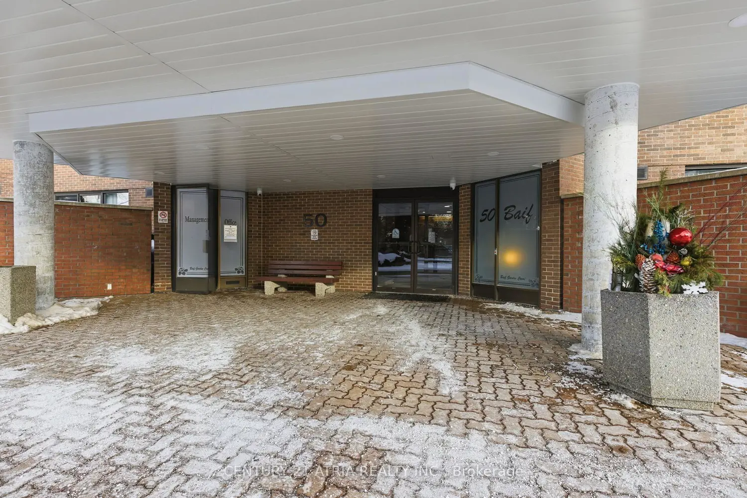 50 Baif Boulevard 909