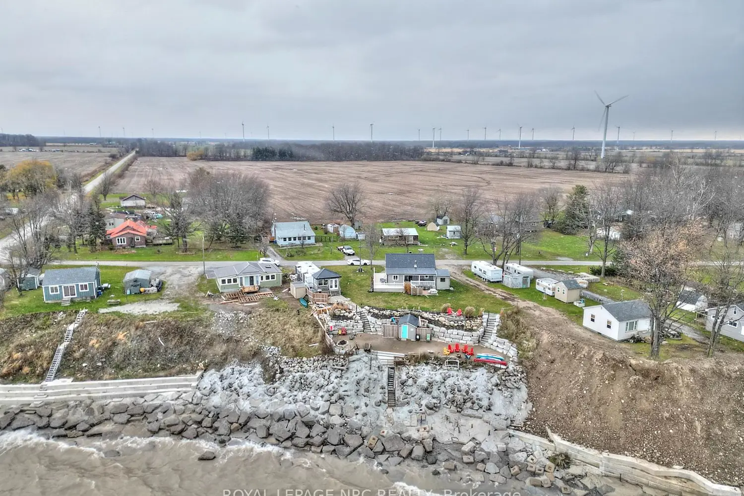 Additional image 20 of 48 Derner Line