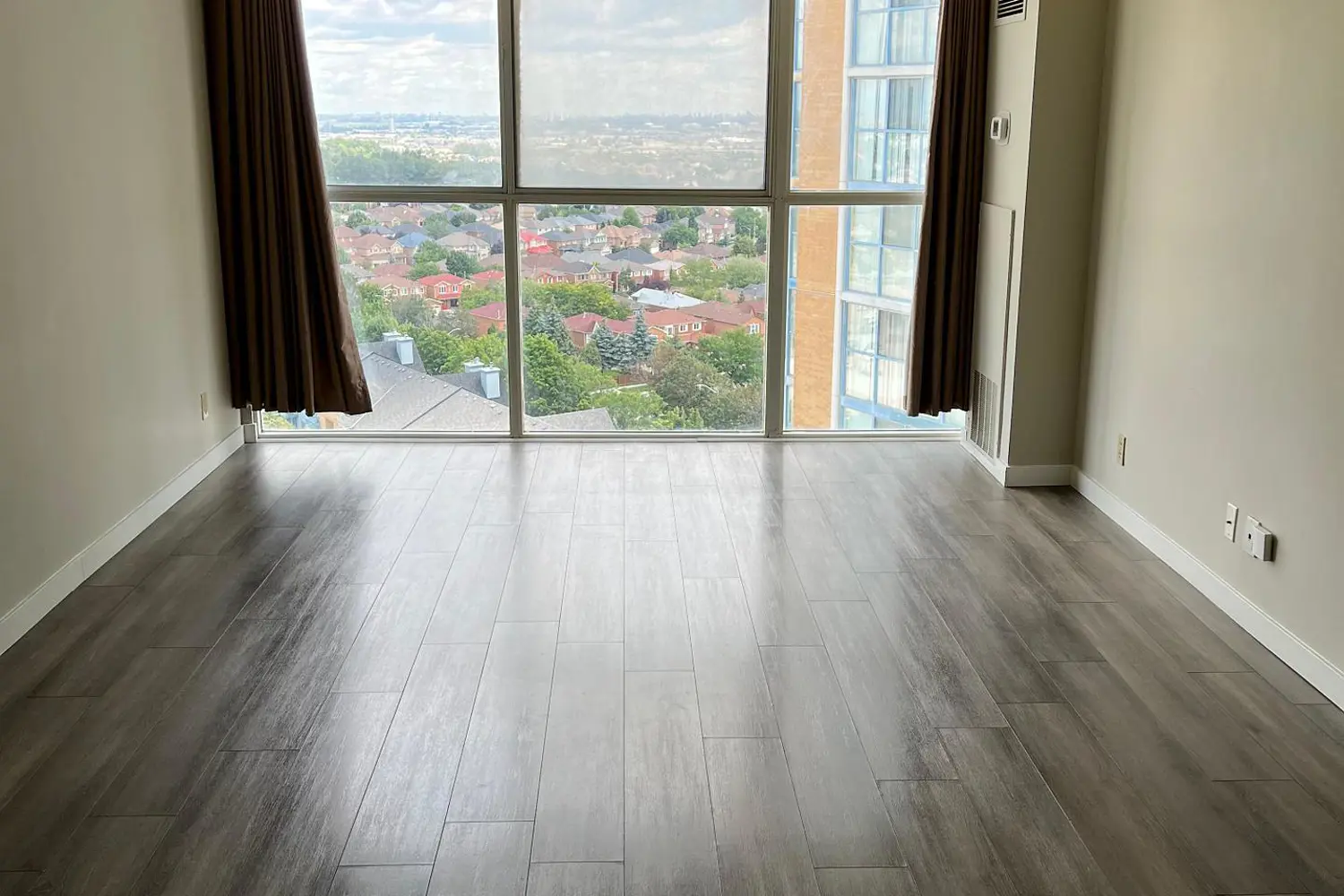 Additional image 6 of 25 Trailwood Drive 1606