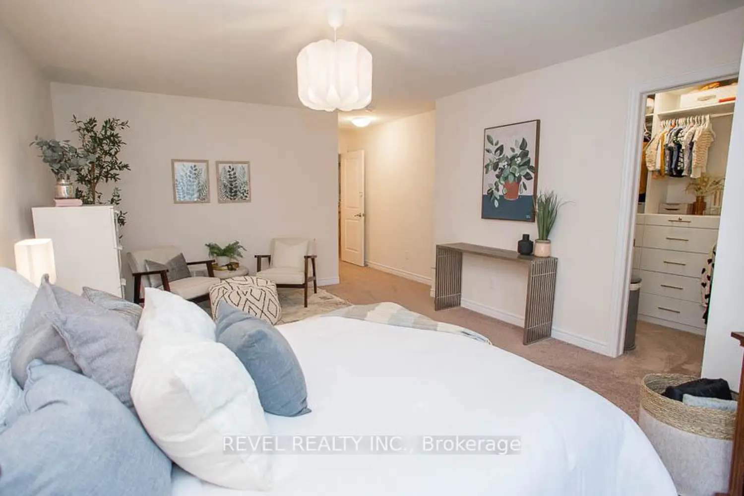 Additional image 11 of 77 Diana Avenue 49