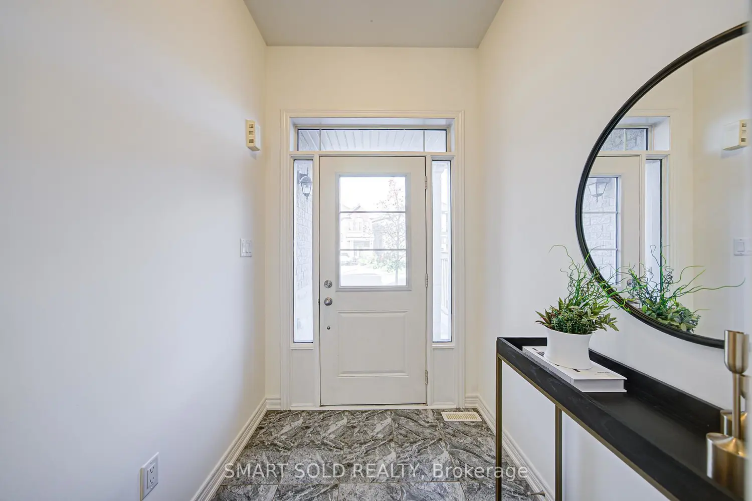 Additional image 3 of 99 Chouinard Way