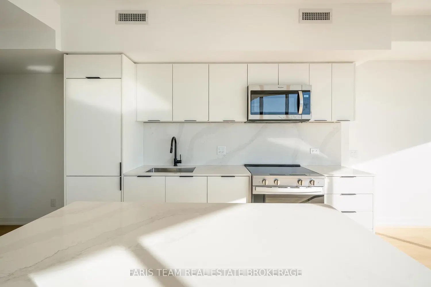 Additional image 6 of 31 Huron Street 216