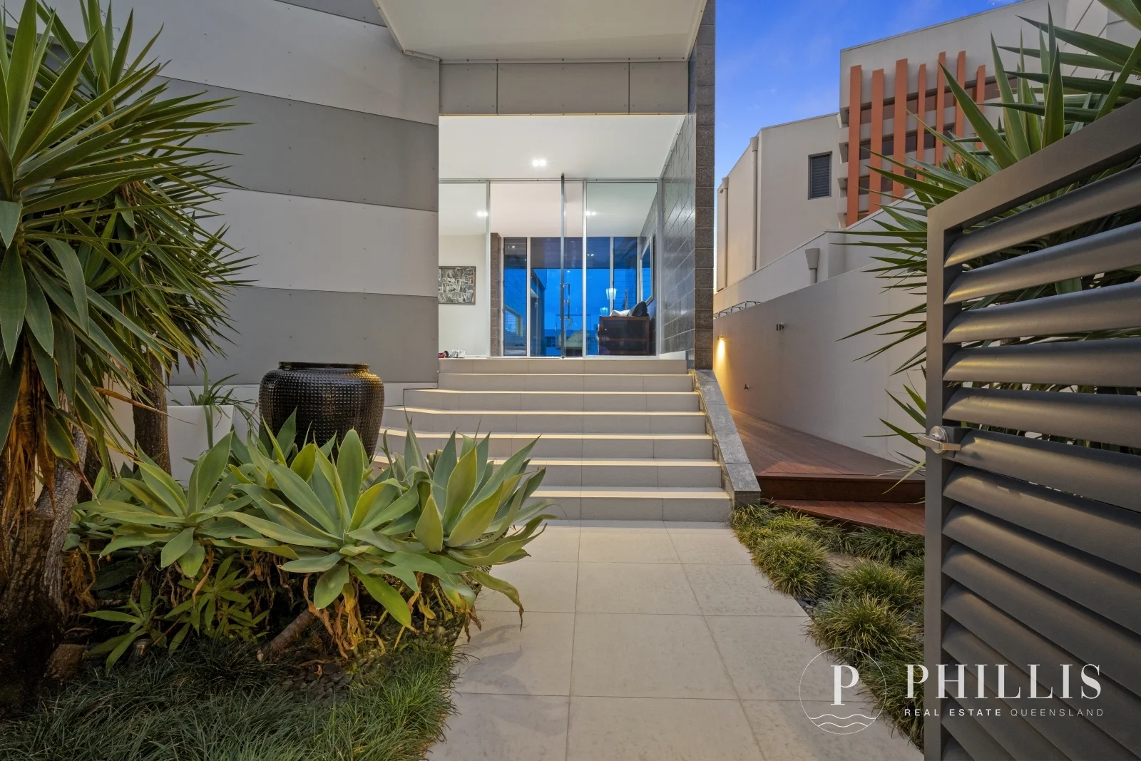 Additional image 35 of 26-28 Royal Albert Crescent, Sovereign Islands QLD 4216