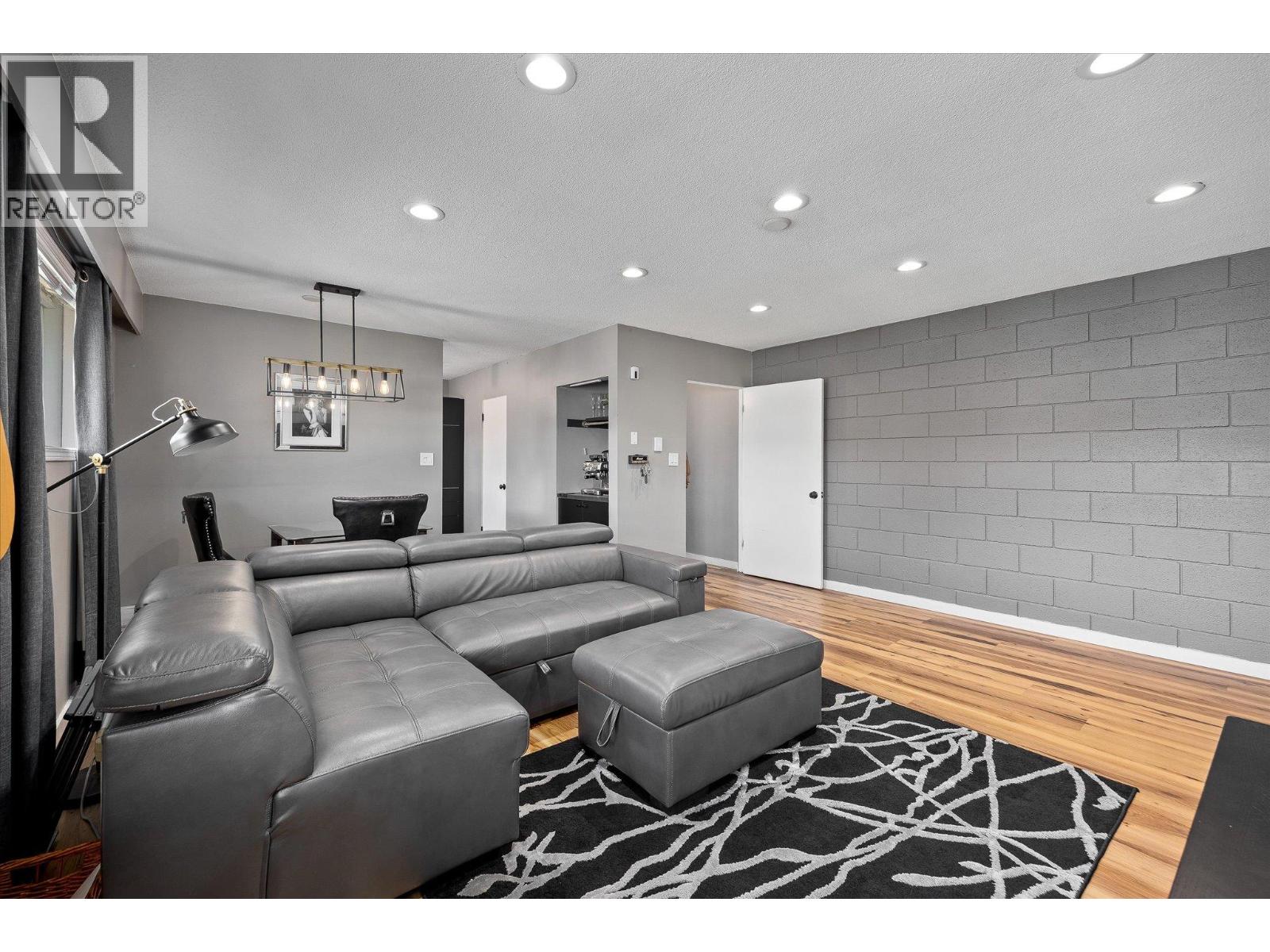 Additional image 6 of 2-1291 Bernard Avenue, Kelowna, BC, V1Y6R3