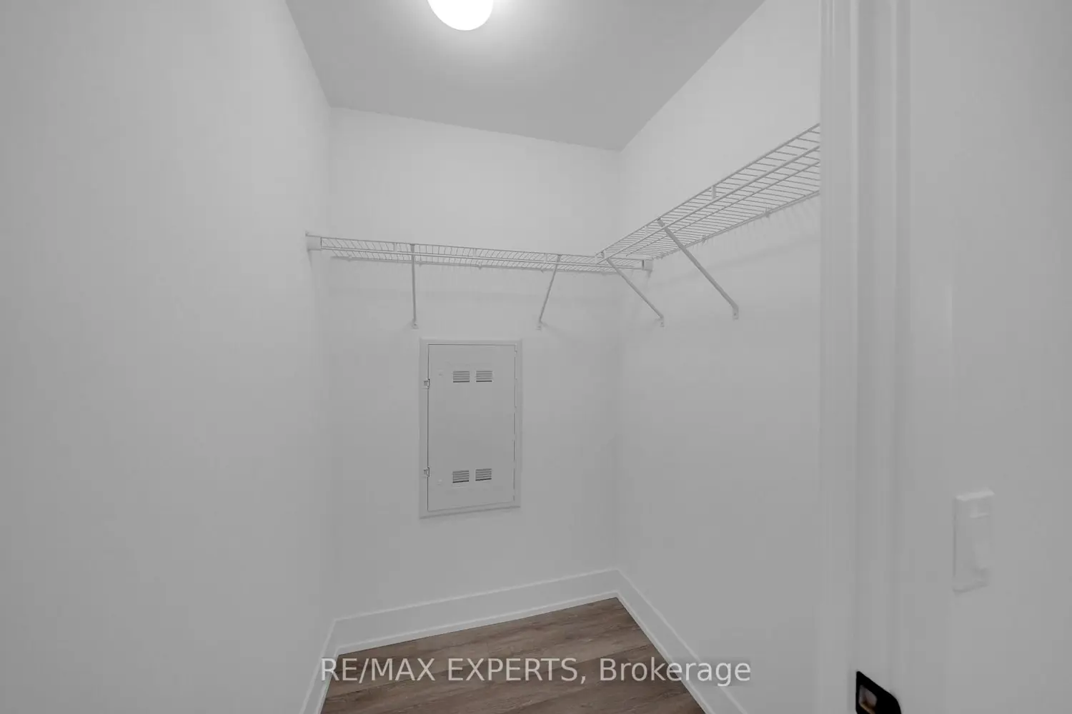 Additional image 12 of 2075 King Road 203