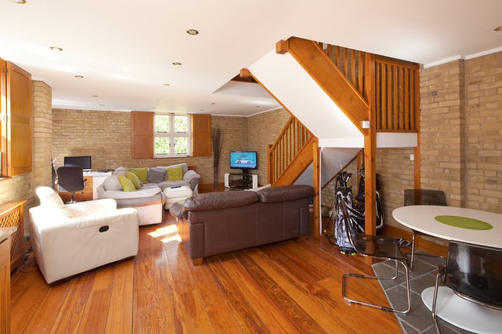 Additional image 25 of 6 bed detached house for saleHome Farm, Kemnal Road, Chislehurst, Kent BR7