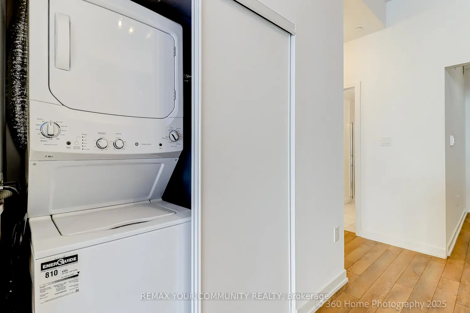 Additional image 20 of 2433 Dufferin Street 112