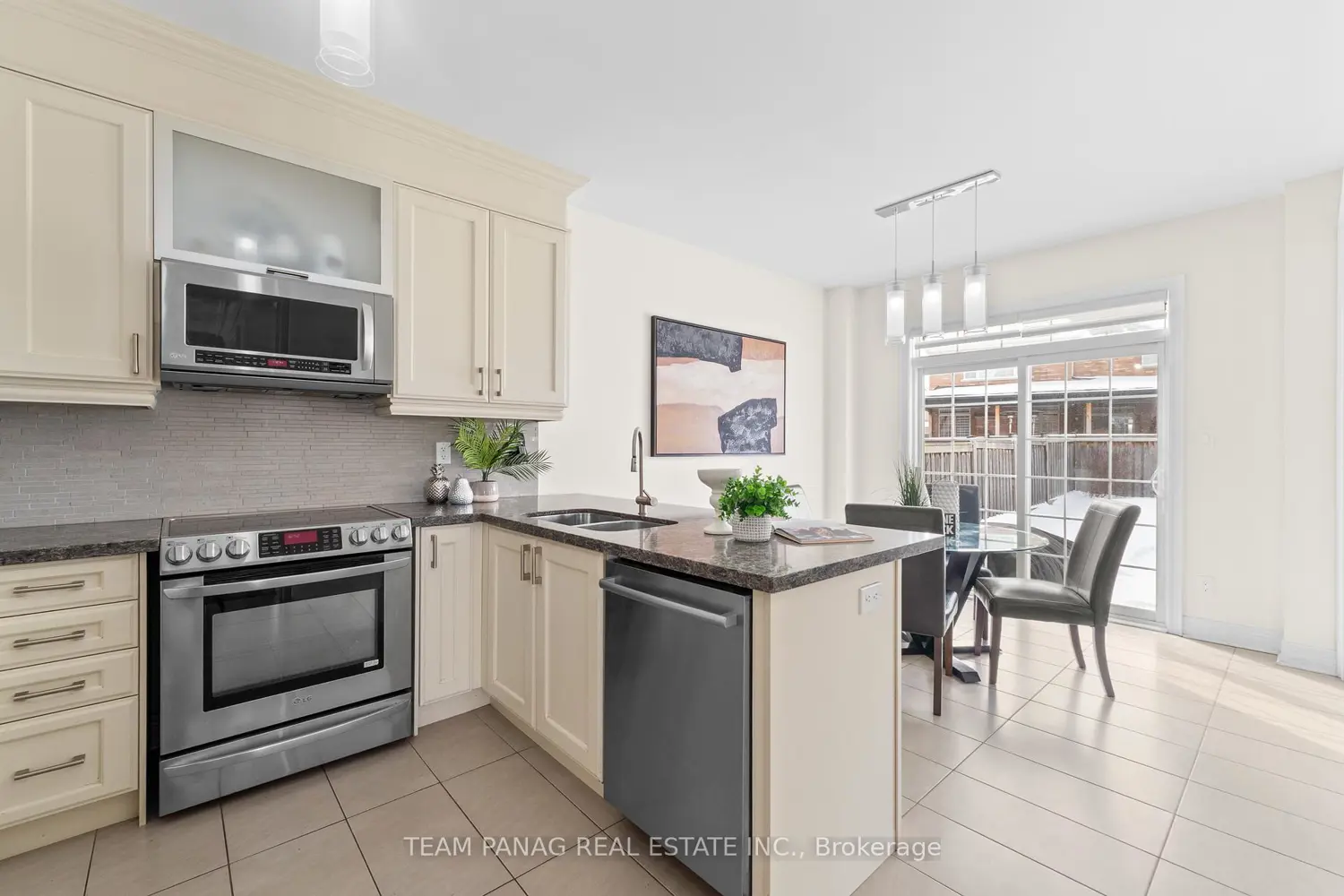 Additional image 5 of 2 Stonecrop Road