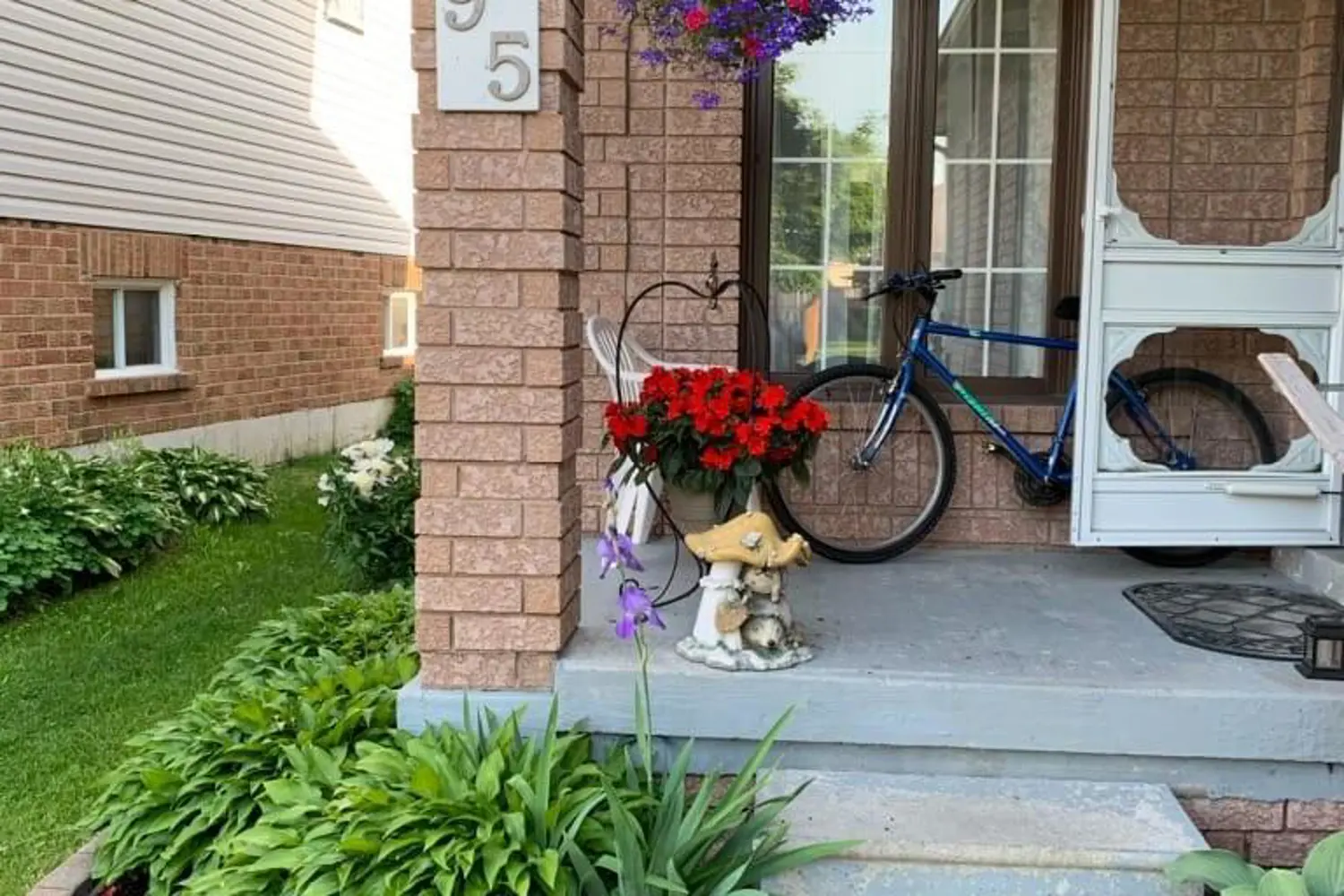 Additional image 10 of 95 Athabaska Road