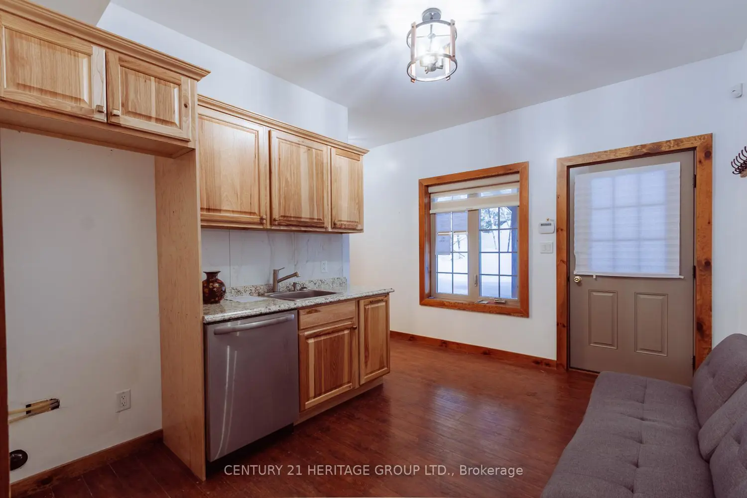 Additional image 5 of 35 Keefer Street