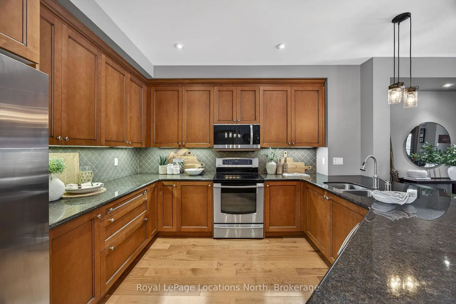 Additional image 5 of 107 Venture Boulevard