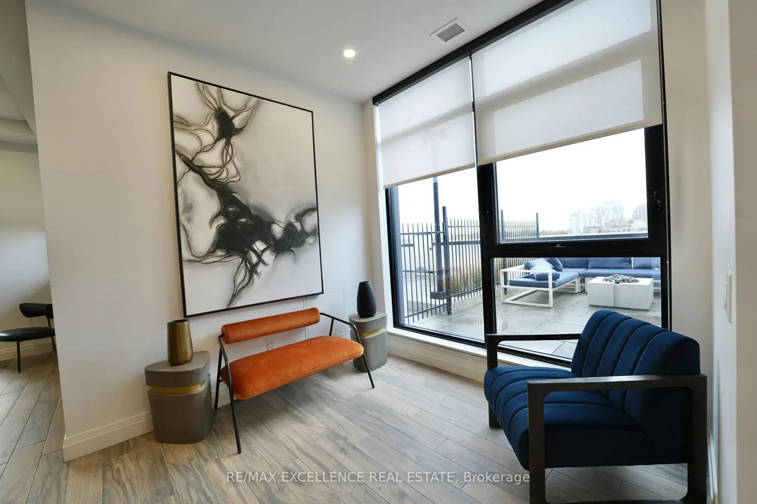 Additional image 12 of 181 King Street 1002