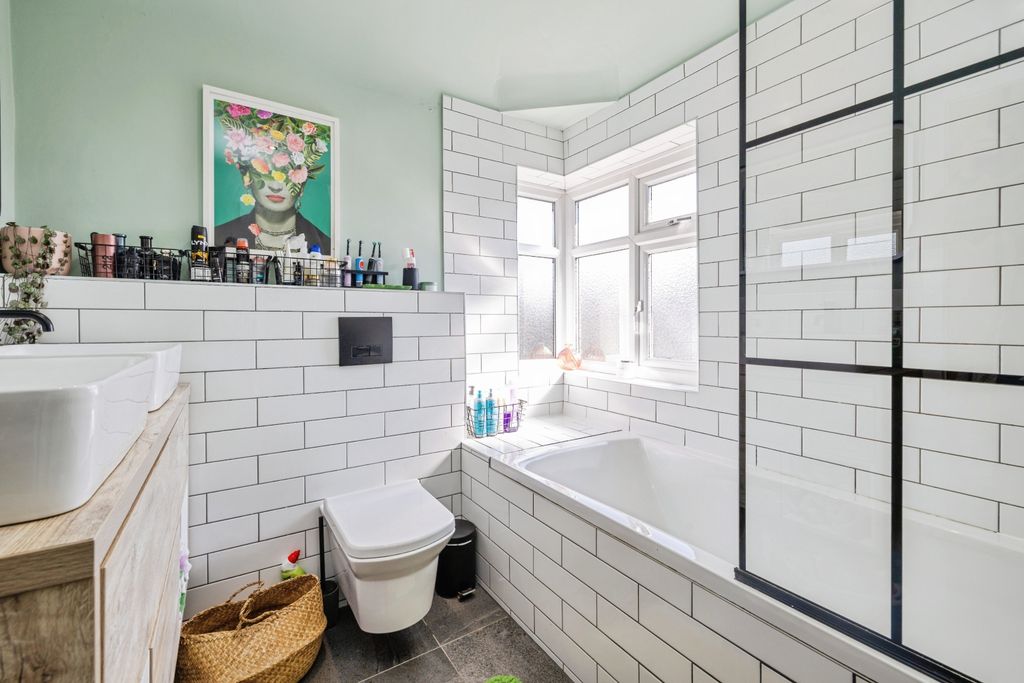 Additional image 16 of 3 bed semi-detached house for saleWestern Avenue, Lincoln LN6