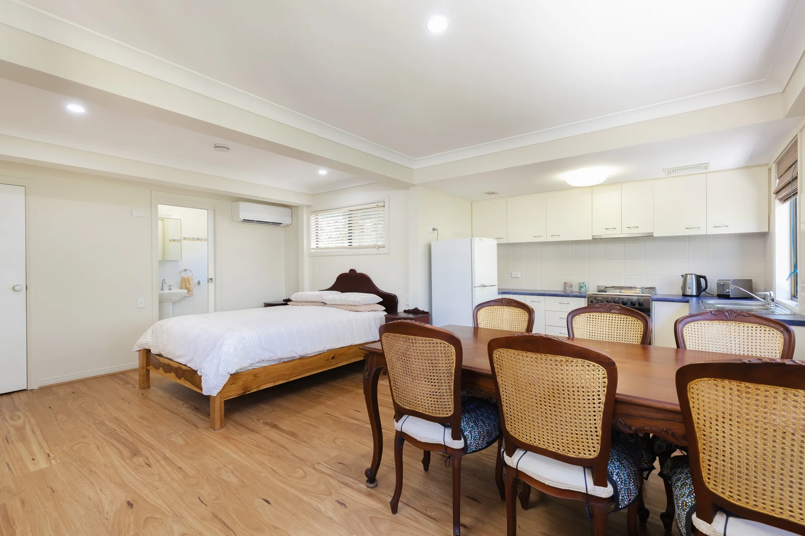 Additional image 26 of 2/5 Baker Crt, Point Lookout QLD 4183