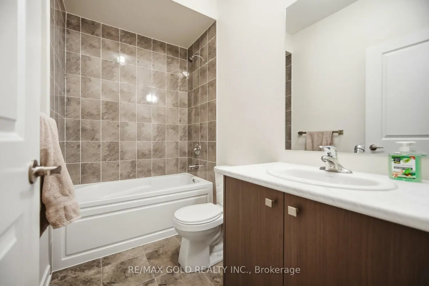 Additional image 11 of 40 Aveena Road